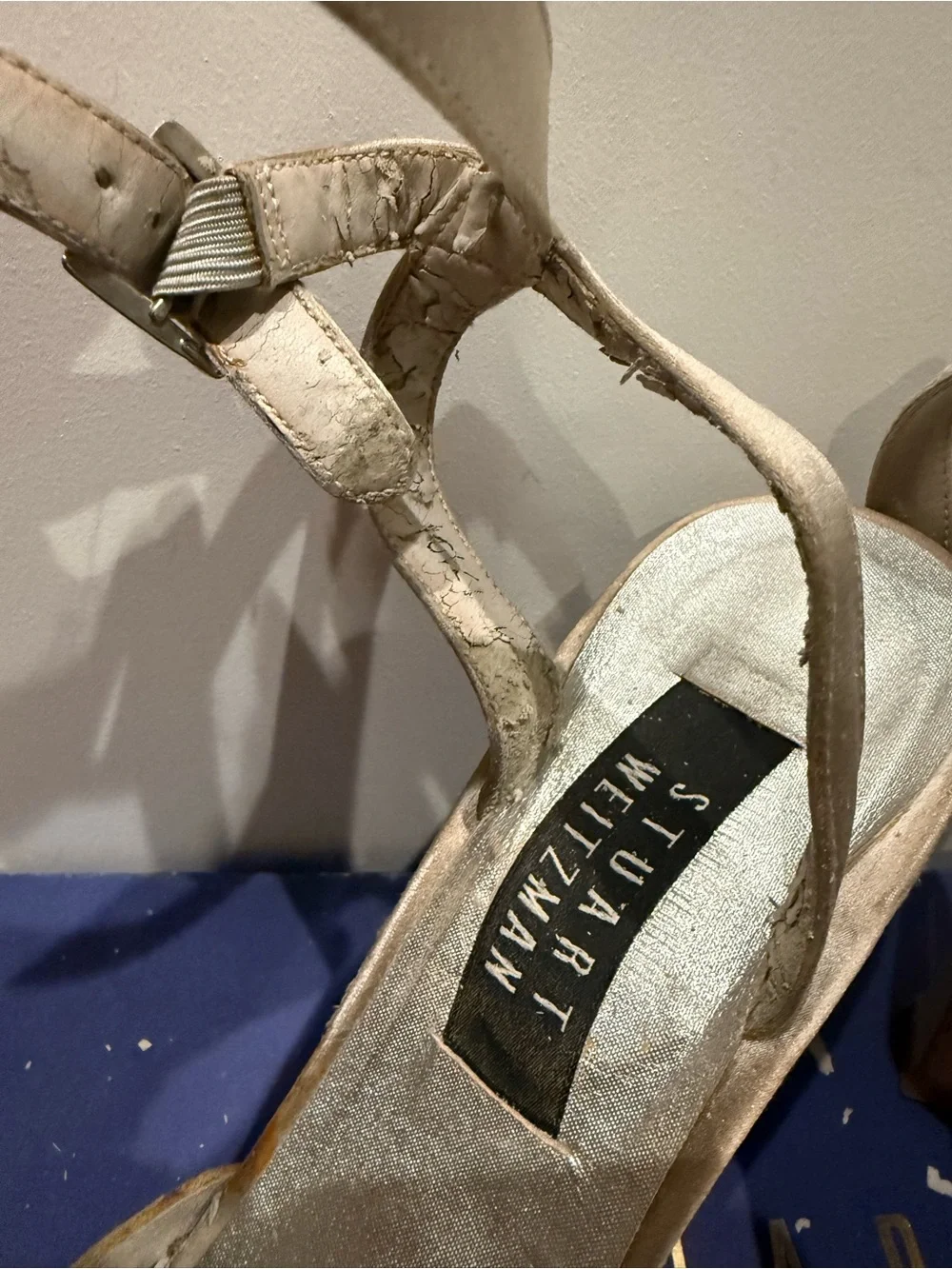 Stuart Weitzman Platform Heel Orderly White Satin SZ 8 Vintage